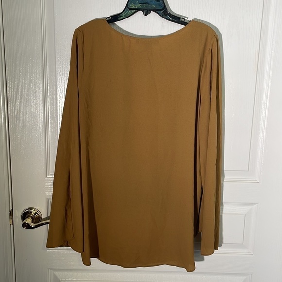 Forever 21 Mustard Top Woman’s Size XL - Picture 10 of 14